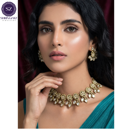 Shringarz Antique Gold-Plated White Kundan Choker Set – Handcrafted Leaf Motif Necklace with Statement Floral Studs